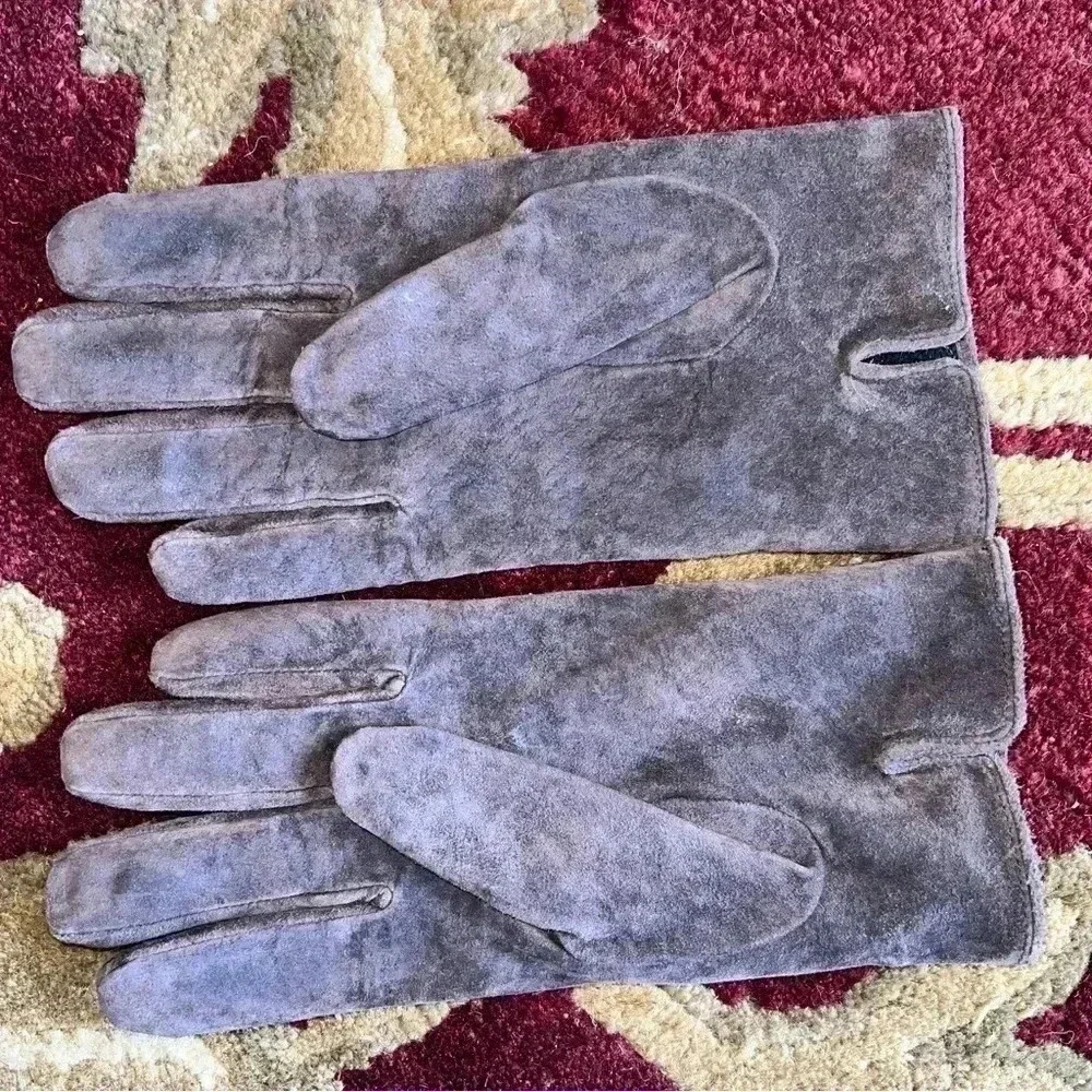 Isotoner Women’s Dark Brown Suede Gloves Thin Black Fleece Lining Size XL